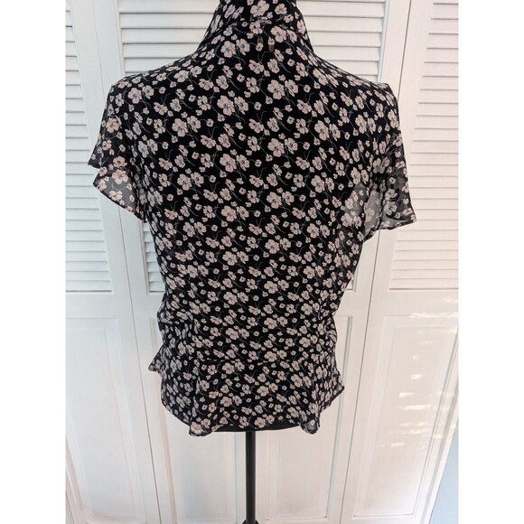 CHAPS 1978 Top Womens L Black Pink Ruffled Floral Flutter Sleeve Chiffon Blouse - Picture 8 of 13